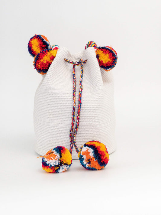 Mochila Wayúu con Asa Corta – Diseño Compacto y Lleno de Color