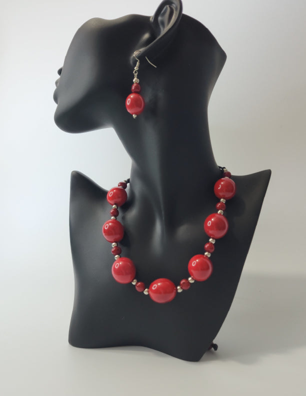 Passion Beads Tagua Necklace and Earrings Set